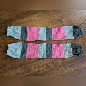 Leg warmers ( free with $50.00 purchase)